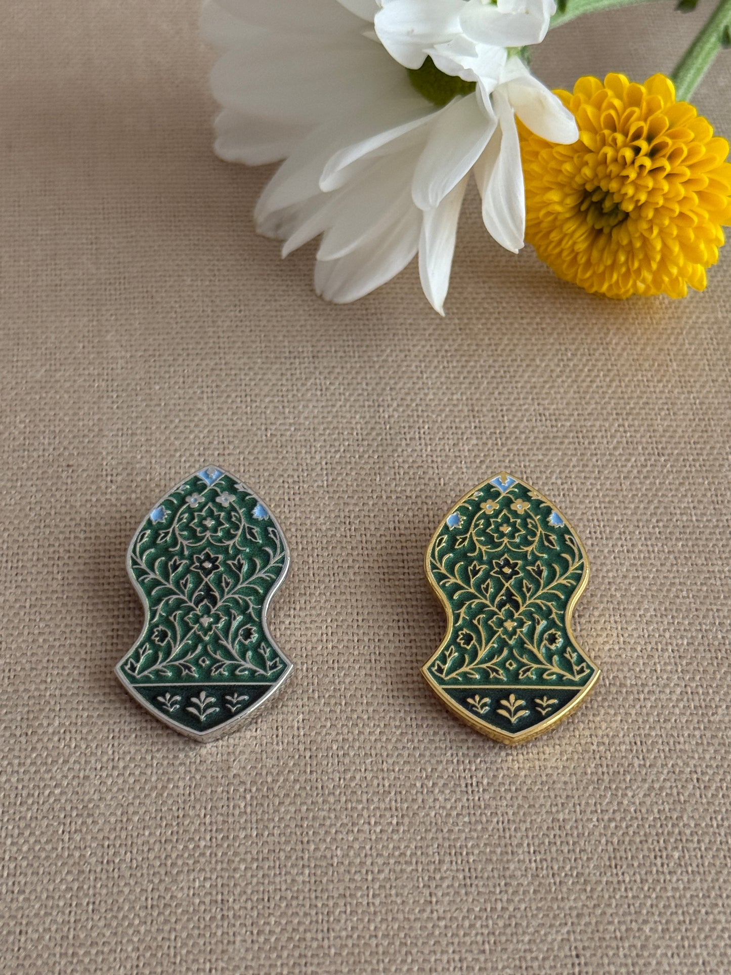 Rawdah Nalayn Magnetic Badge